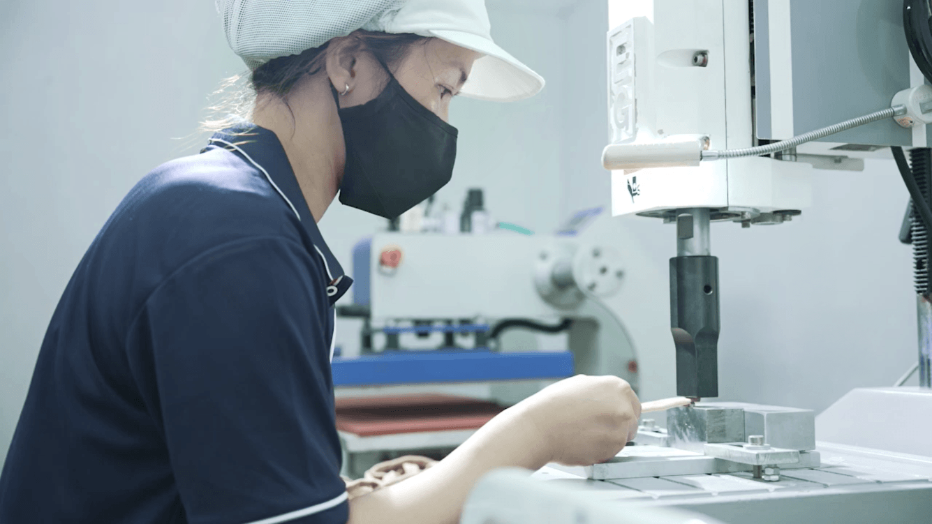 Tech equipment banner 超音波熔接